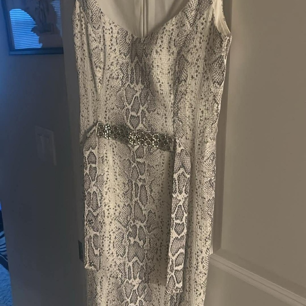Teri Jon White Snake-Print Sleeveless Dress with Decorative Belt